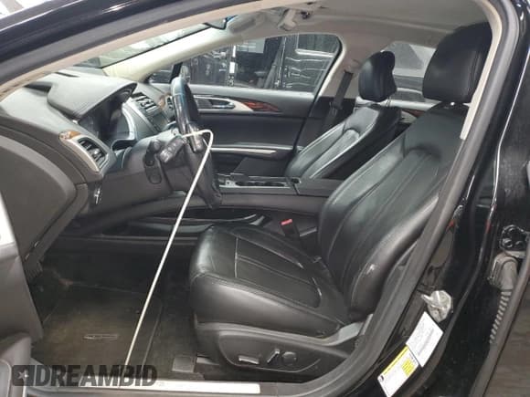 ✅ 2014 Lincoln MKZ Hybrid • VIN: 3LN6L2LU6ER817391 • Lot: 91230165. Wystawiony na Copart z przebiegiem 130 725 mil. Bezpłatny archiwum sprzedaży aukcyjnych z USA i szczegółowy raport historii pojazdu na DreamBid. Zdjęcie 7.