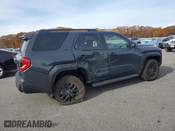 ✅ 2025 Toyota 4Runner SR5 • VIN: JTEVA5BR8S5040274 • Лот: 91718695. Опубликован ранее на Copart с пробегом 6 130 миль. Бесплатный доступ к архиву аукционных продаж из США и подробный отчёт об истории автомобиля на DreamBid. Изображение 3.