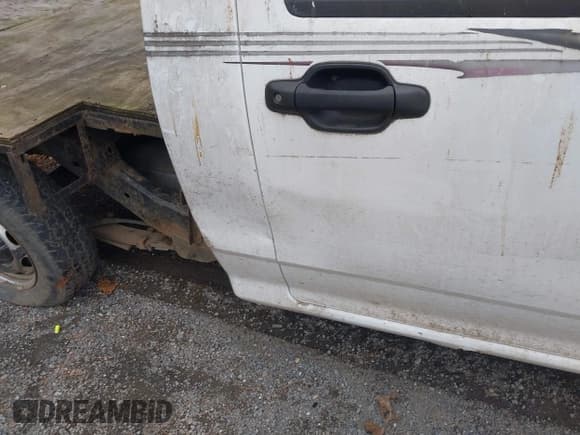 ✅ 2008 Chevrolet Colorado 1LT • VIN: 1GCCS14E988126521 • Лот: 43748876. Опубликован ранее на IAAI с пробегом 169 601 миль. Бесплатный доступ к архиву аукционных продаж из США и подробный отчёт об истории автомобиля на DreamBid. Изображение 6.