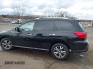 ✅ 2019 Nissan Pathfinder S • VIN: 5N1DR2MM7KC642244 • Lot: 41683219. Listed on IAAI with 102,507 mi. Free auction sales archive from the USA and detailed vehicle history report at DreamBid. Image 14.