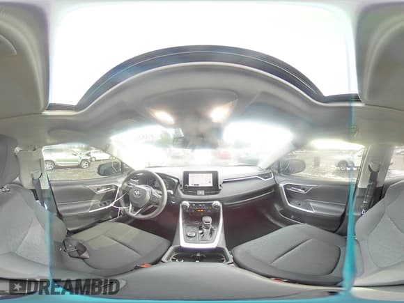 ✅ 2024 Toyota RAV4 Hybrid XLE • VIN: 4T3RWRFV7RU117676 • Лот: 91516535. Опубликован ранее на Copart с пробегом 42 205 миль. Бесплатный доступ к архиву аукционных продаж из США и подробный отчёт об истории автомобиля на DreamBid. Изображение 15.