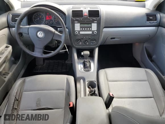 ✅ 2007 Volkswagen Jetta Wolfsburg Edition • VIN: 3VWEF71K17M156839 • Лот: 62212715. Опубликован ранее на Copart с пробегом 118 823 миль. Бесплатный доступ к архиву аукционных продаж из США и подробный отчёт об истории автомобиля на DreamBid. Изображение 8.