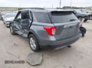 ✅ 2022 Ford Explorer XLT • VIN: 1FMSK7DH7NGA45992 • Lot: 41528896. Wystawiony na IAAI z przebiegiem Nie podano. Bezpłatny archiwum sprzedaży aukcyjnych z USA i szczegółowy raport historii pojazdu na DreamBid. Zdjęcie 3.