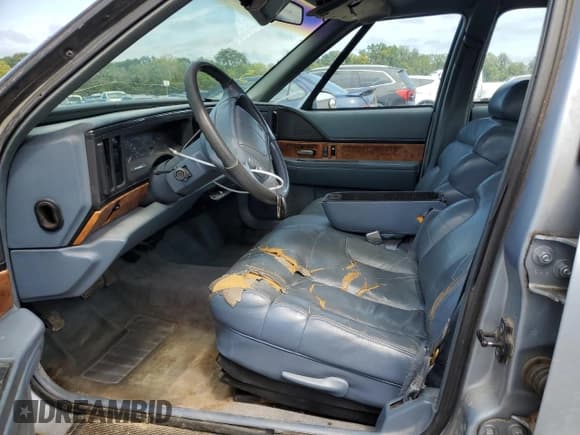 ✅ 1996 Buick LeSabre Custom • VIN: 1G4HP52K0TH404587 • Lot: 69380265. Wystawiony na Copart z przebiegiem 217 961 mil. Bezpłatny archiwum sprzedaży aukcyjnych z USA i szczegółowy raport historii pojazdu na DreamBid. Zdjęcie 7.