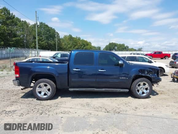 2008 GMC Sierra 1500 SLE1 with VIN 2GTEC13J981219305, listed as a IAAI auction lot 43130648 with 206,434 mi miles and . Bid and sale history available at DreamBid. Image 14.