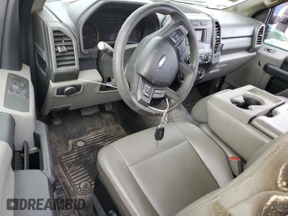 ✅ 2019 Ford F-250 XL • VIN: 1FTBF2B64KEF97227 • Lot: 67024365. Listed on Copart with Not provided. Free auction sales archive from the USA and detailed vehicle history report at DreamBid. Image 8.