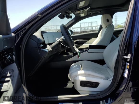 ✅ 2024 BMW 5 Series 530i • VIN: WBA43FJ06RCR00808 • Lot: 60520224. Listed on Copart with 4,803 mi. Free auction sales archive from the USA and detailed vehicle history report at DreamBid. Image 7.