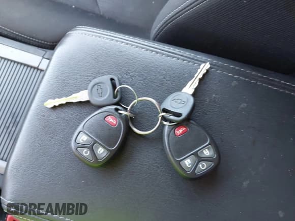 ✅ 2017 Chevrolet Traverse LT • VIN: 1GNKRGKD7HJ170490 • Лот: 43266313. Опубликован ранее на IAAI с пробегом 97 211 миль. Бесплатный доступ к архиву аукционных продаж из США и подробный отчёт об истории автомобиля на DreamBid. Изображение 11.