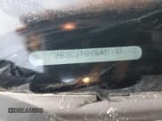 ✅ 2010 Dodge Challenger • VIN: 2B3CJ4DV6AH144240 • Lot: 45350735. Wystawiony na Copart z przebiegiem 188 668 mil. Bezpłatny archiwum sprzedaży aukcyjnych z USA i szczegółowy raport historii pojazdu na DreamBid. Zdjęcie 14.