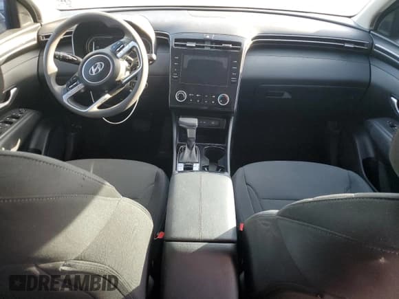 ✅ 2022 Hyundai Tucson SE • VIN: 5NMJA3AE2NH011764 • Lot: 74392024. Wystawiony na Copart z przebiegiem Nie podano. Bezpłatny archiwum sprzedaży aukcyjnych z USA i szczegółowy raport historii pojazdu na DreamBid. Zdjęcie 8.