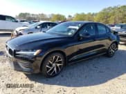 ✅ 2020 Volvo S60 Momentum • VIN: 7JR102FK7LG044261 • Lot: 39734123. Wystawiony na Copart z przebiegiem 32 487 mil. Bezpłatny archiwum sprzedaży aukcyjnych z USA i szczegółowy raport historii pojazdu na DreamBid. Zdjęcie 1.