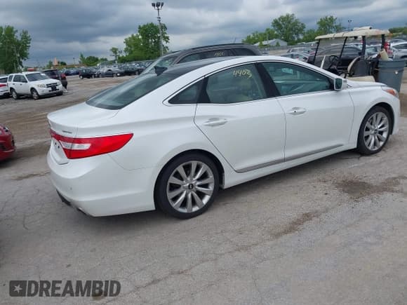 ✅ 2016 Hyundai Azera Limited • VIN: KMHFH4JG6GA547389 • Лот: 42374403. Опубликован ранее на IAAI с пробегом 164 843 миль. Бесплатный доступ к архиву аукционных продаж из США и подробный отчёт об истории автомобиля на DreamBid. Изображение 4.