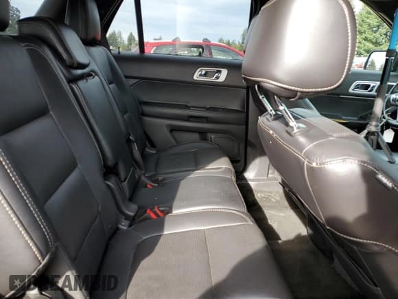 ✅ 2015 Ford Explorer Sport • VIN: 1FM5K8GT3FGA73082 • Lot: 82562435. Wystawiony na Copart z przebiegiem 129 453 mil. Bezpłatny archiwum sprzedaży aukcyjnych z USA i szczegółowy raport historii pojazdu na DreamBid. Zdjęcie 11.