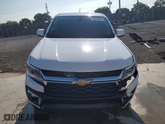 ✅ 2021 Chevrolet Colorado 2WD LT • VIN: 1GCGSCEN1M1210718 • Lot: 68959315. Wystawiony na Copart z przebiegiem 75 266 mil. Bezpłatny archiwum sprzedaży aukcyjnych z USA i szczegółowy raport historii pojazdu na DreamBid. Zdjęcie 5.