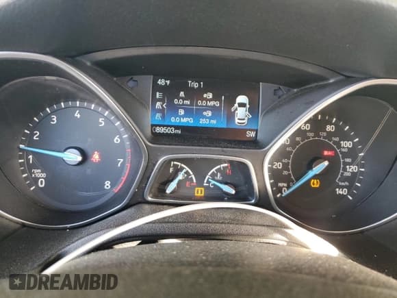 ✅ 2018 Ford Focus SE • VIN: 1FADP3FE4JL276933 • Lot: 90671225. Listed on Copart with 89,503 mi. Free auction sales archive from the USA and detailed vehicle history report at DreamBid. Image 9.