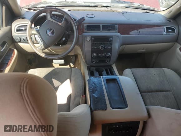 ✅ 2009 GMC Yukon • VIN: 1GKEC23369R166258 • Лот: 69840185. Опубликован ранее на Copart с пробегом 239 541 миль. Бесплатный доступ к архиву аукционных продаж из США и подробный отчёт об истории автомобиля на DreamBid. Изображение 8.