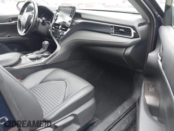 ✅ 2022 Toyota Camry Hybrid SE • VIN: 4T1S31AK2NU576366 • Lot: 42539939. Listed on IAAI with 10,900 mi. Free auction sales archive from the USA and detailed vehicle history report at DreamBid. Image 5.