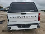✅ 2021 Chevrolet Silverado 1500 RST • VIN: 1GCUYEET3MZ256094 • Lot: 65181395. Wystawiony na Copart z przebiegiem 55 654 mil. Bezpłatny archiwum sprzedaży aukcyjnych z USA i szczegółowy raport historii pojazdu na DreamBid. Zdjęcie 6.