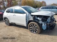 ✅ 2023 Toyota Corolla Cross XLE • VIN: 7MUDAABG4PV049875 • Лот: 43579727. Опубликован ранее на IAAI с пробегом 16 453 миль. Бесплатный доступ к архиву аукционных продаж из США и подробный отчёт об истории автомобиля на DreamBid. Изображение 1.