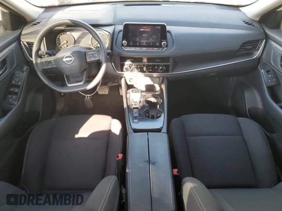 ✅ 2025 Nissan Rogue S • VIN: 5N1BT3AA7SC825734 • Лот: 81761055. Опубликован ранее на Copart с пробегом 2 390 миль. Бесплатный доступ к архиву аукционных продаж из США и подробный отчёт об истории автомобиля на DreamBid. Изображение 8.