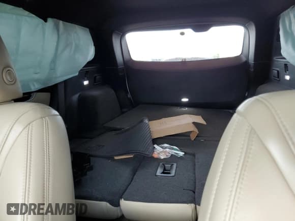 ✅ 2017 Cadillac XT5 Premium Luxury AWD • VIN: 1GYKNERS5HZ172778 • Lot: 81845185. Listed on Copart with 115,206 mi. Free auction sales archive from the USA and detailed vehicle history report at DreamBid. Image 10.