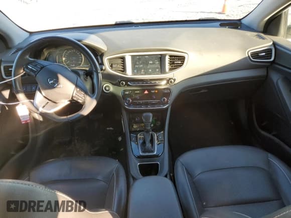 ✅ 2017 Hyundai Ioniq Limited • VIN: KMHC85LC1HU020833 • Lot: 46894045. Wystawiony na Copart z przebiegiem 129 516 mil. Bezpłatny archiwum sprzedaży aukcyjnych z USA i szczegółowy raport historii pojazdu na DreamBid. Zdjęcie 8.