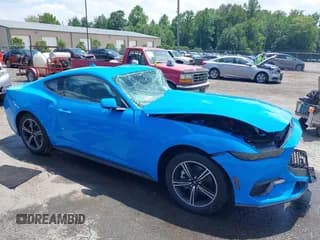 ✅ 2025 Ford Mustang EcoBoost • VIN: 1FA6P8TH9S5116122 • Лот: 42446638. Опубликован ранее на IAAI с пробегом Не указан. Бесплатный доступ к архиву аукционных продаж из США и подробный отчёт об истории автомобиля на DreamBid. Изображение 1.