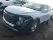 2021 Chevrolet Blazer LT z VIN 3GNKBCR45MS572360, wystawiony jako IAAI lot #41468460 z przebiegiem 59 806 mil mil oraz . Historia ofert i sprzedaży dostępna na DreamBid. Obrazek 17.