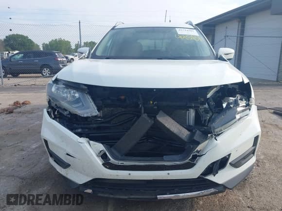 ✅ 2018 Nissan Rogue SV • VIN: 5N1AT2MV3JC788054 • Lot: 42744581. Listed on IAAI with 99,653 mi. Free auction sales archive from the USA and detailed vehicle history report at DreamBid. Image 13.