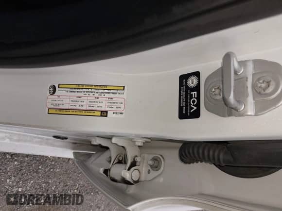 2021 Dodge Durango R/T with VIN 1C4SDJCT5MC522880, listed as a IAAI auction lot 42589803 with 68,331 mi miles and . Bid and sale history available at DreamBid. Image 9.