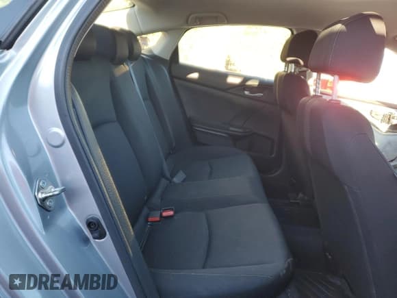 ✅ 2017 Honda Civic LX • VIN: 2HGFC2F50HH537704 • Lot: 92633415. Wystawiony na Copart z przebiegiem 128 801 mil. Bezpłatny archiwum sprzedaży aukcyjnych z USA i szczegółowy raport historii pojazdu na DreamBid. Zdjęcie 10.