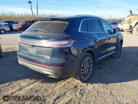 ✅ 2019 Lincoln Nautilus Reserve • VIN: 2LMPJ8L99KBL45551 • Lot: 43702596. Listed on IAAI with 70,956 mi. Free auction sales archive from the USA and detailed vehicle history report at DreamBid. Image 4.