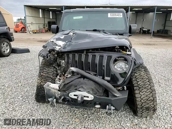 ✅ 2018 Jeep Wrangler Unlimited Rubicon • VIN: 1C4HJXFG9JW113392 • Lot: 93895485. Listed on Copart with 75,409 mi. Free auction sales archive from the USA and detailed vehicle history report at DreamBid. Image 14.