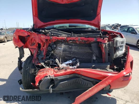 ✅ 2020 GMC Sierra 1500 Elevation • VIN: 1GTR8CED3LZ238048 • Lot: 52523305. Wystawiony na Copart z przebiegiem Nie podano. Bezpłatny archiwum sprzedaży aukcyjnych z USA i szczegółowy raport historii pojazdu na DreamBid. Zdjęcie 5.