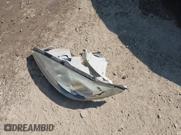 ✅ 2004 Toyota Camry LE • VIN: 4T1BE30K94U798456 • Lot: 42880053. Wystawiony na IAAI z przebiegiem 166 011 mil. Bezpłatny archiwum sprzedaży aukcyjnych z USA i szczegółowy raport historii pojazdu na DreamBid. Zdjęcie 12.