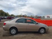 ✅ 2004 Toyota Corolla LE • VIN: 1NXBR32E74Z331130 • Lot: 43493535. Wystawiony na IAAI z przebiegiem 281 931 mil. Bezpłatny archiwum sprzedaży aukcyjnych z USA i szczegółowy raport historii pojazdu na DreamBid. Zdjęcie 13.