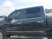 ✅ 2018 GMC Sierra 2500HD Denali • VIN: 1GT12UEY9JF257743 • Лот: 42712425. Опубликован ранее на IAAI с пробегом Не указан. Бесплатный доступ к архиву аукционных продаж из США и подробный отчёт об истории автомобиля на DreamBid. Изображение 14.