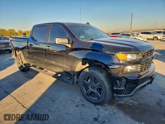 ✅ 2019 Chevrolet Silverado 1500 Custom • VIN: 3GCUYBEF0KG236679 • Лот: 96267825. Опубликован ранее на Copart с пробегом 123 006 миль. Бесплатный доступ к архиву аукционных продаж из США и подробный отчёт об истории автомобиля на DreamBid. Изображение 4.