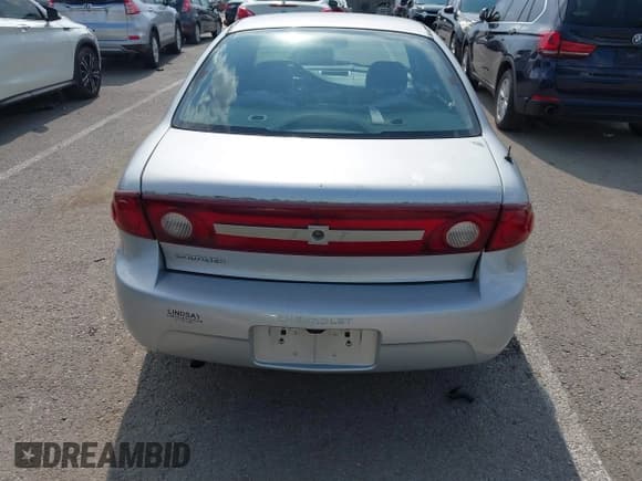 ✅ 2003 Chevrolet Cavalier • VIN: 1G1JC52F037117687 • Lot: 42792658. Listed on IAAI with 213,020 mi. Free auction sales archive from the USA and detailed vehicle history report at DreamBid. Image 17.