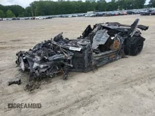 2024 Chevrolet Corvette 3LZ z VIN 1G1YF3D39R5600709, wystawiony jako Copart lot #60203225 z przebiegiem Nie podano mil oraz Nie do naprawy • Non repairable. Historia ofert i sprzedaży dostępna na DreamBid. Obrazek 1.