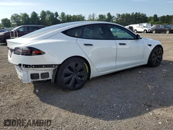 ✅ 2023 Tesla Model S • VIN: 5YJSA1E50PF501031 • Лот: 66224305. Опубликован ранее на Copart с пробегом 52 миль. Бесплатный доступ к архиву аукционных продаж из США и подробный отчёт об истории автомобиля на DreamBid. Изображение 3.