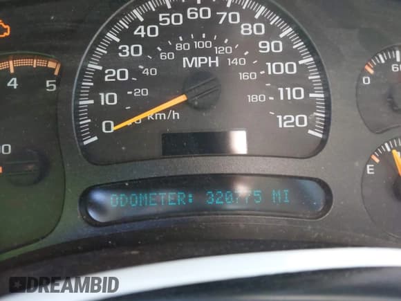 ✅ 2005 Chevrolet Silverado 2500HD LS • VIN: 1GCHK23215F924327 • Lot: 43340287. Wystawiony na IAAI z przebiegiem 320 775 mil. Bezpłatny archiwum sprzedaży aukcyjnych z USA i szczegółowy raport historii pojazdu na DreamBid. Zdjęcie 15.