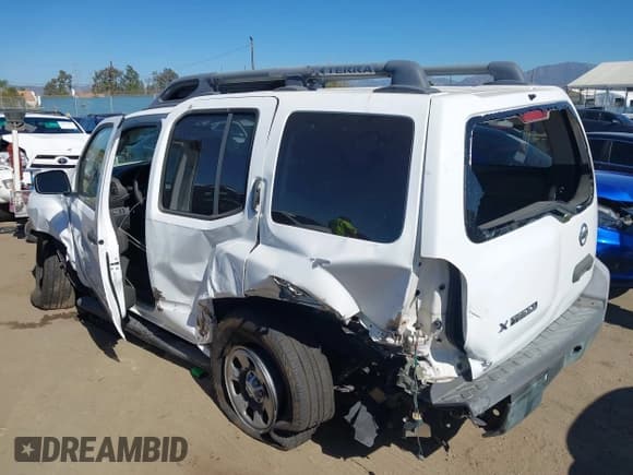 ✅ 2008 Nissan Xterra S • VIN: 5N1AN08U08C505152 • Lot: 43581544. Wystawiony na IAAI z przebiegiem 175 484 mil. Bezpłatny archiwum sprzedaży aukcyjnych z USA i szczegółowy raport historii pojazdu na DreamBid. Zdjęcie 3.