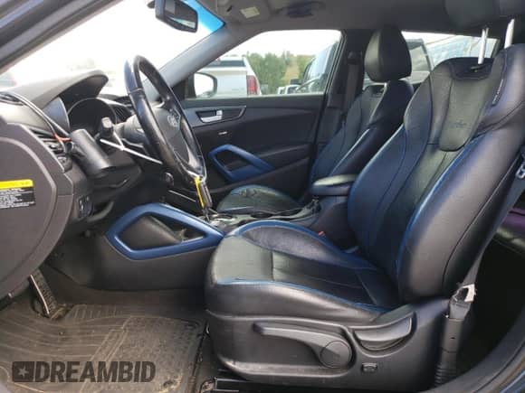 2014 Hyundai Veloster Turbo с VIN KMHTC6AE3EU189109, выставлен на аукционе Copart как лот 67153984 с пробегом 77 979 миль миль и Списание • Salvage title. История ставок и продаж доступна на DreamBid. Изображение 7.