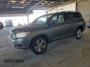 ✅ 2010 Toyota Highlander Limited • VIN: 5TDDK3EH4AS008645 • Лот: 68561155. Опубликован ранее на Copart с пробегом 167 074 миль. Бесплатный доступ к архиву аукционных продаж из США и подробный отчёт об истории автомобиля на DreamBid. Изображение 1.