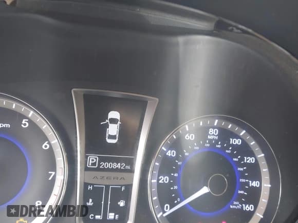 ✅ 2013 Hyundai Azera • VIN: KMHFH4JG6DA233205 • Лот: 41643389. Опубликован ранее на IAAI с пробегом 200 842 миль. Бесплатный доступ к архиву аукционных продаж из США и подробный отчёт об истории автомобиля на DreamBid. Изображение 7.