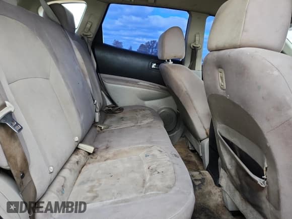 ✅ 2009 Nissan Rogue S • VIN: JN8AS58T69W327348 • Lot: 92026305. Wystawiony na Copart z przebiegiem 330 857 mil. Bezpłatny archiwum sprzedaży aukcyjnych z USA i szczegółowy raport historii pojazdu na DreamBid. Zdjęcie 11.