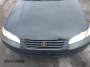 ✅ 1997 Toyota Camry LE • VIN: 4T1BF22K4VU025321 • Lot: 43786085. Wystawiony na IAAI z przebiegiem 237 839 mil. Bezpłatny archiwum sprzedaży aukcyjnych z USA i szczegółowy raport historii pojazdu na DreamBid. Zdjęcie 12.