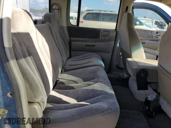 2002 Dodge Dakota Sport с VIN 1B7HL38N72S589857, выставлен на аукционе Copart как лот 77138924 с пробегом 197 117 миль миль и Списание • Salvage title. История ставок и продаж доступна на DreamBid. Изображение 10.