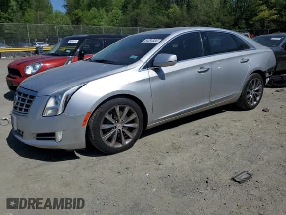 ✅ 2013 Cadillac XTS Luxury • VIN: 2G61P5S3XD9189744 • Lot: 54391535. Listed on Copart with 132,841 mi. Free auction sales archive from the USA and detailed vehicle history report at DreamBid. Image 1.